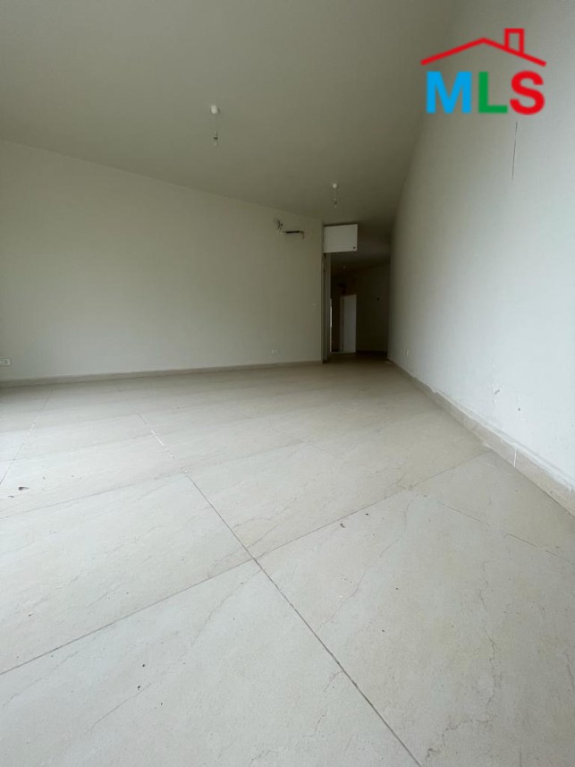 100 SQM Office for Sale in Fatqa