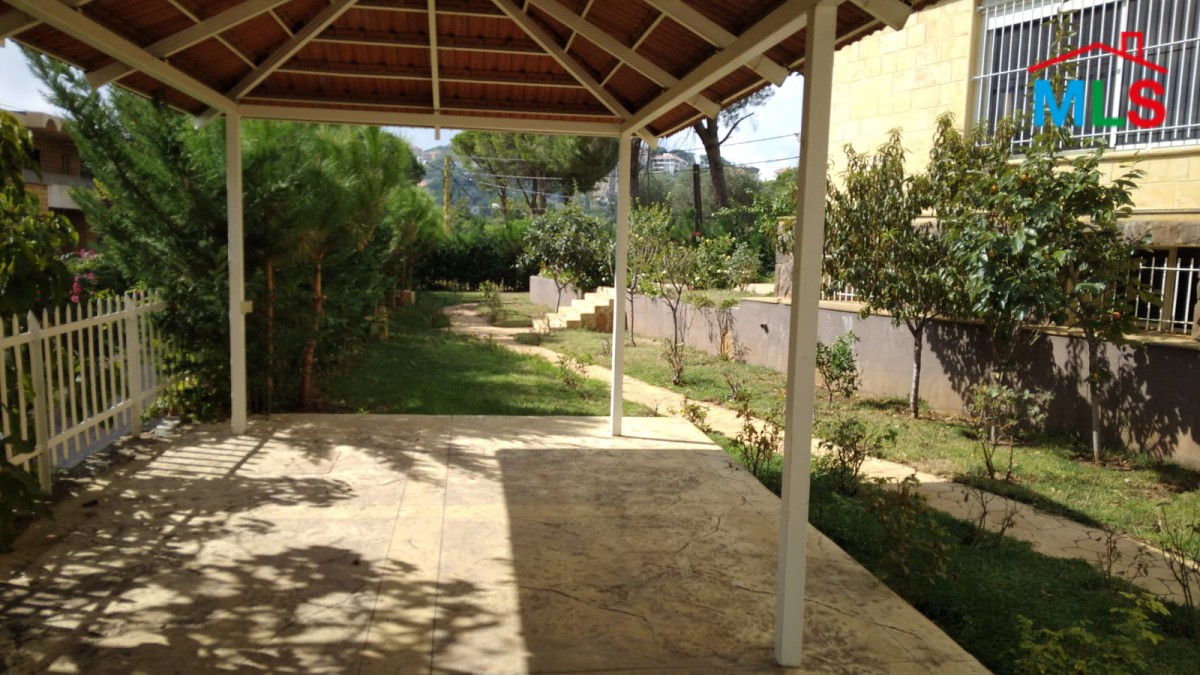 650 SQM Villa With Great Mountain View On A Piece Of Land For Sale In Baabdat