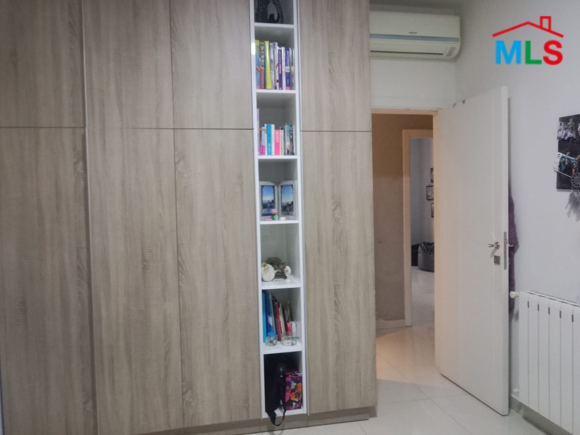 Fully Furnished Apartment for Sale in Shayle