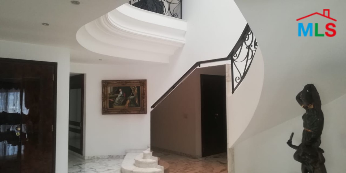 Sublime Luxurious Duplex With High-End Finishing for Sale In Rabieh