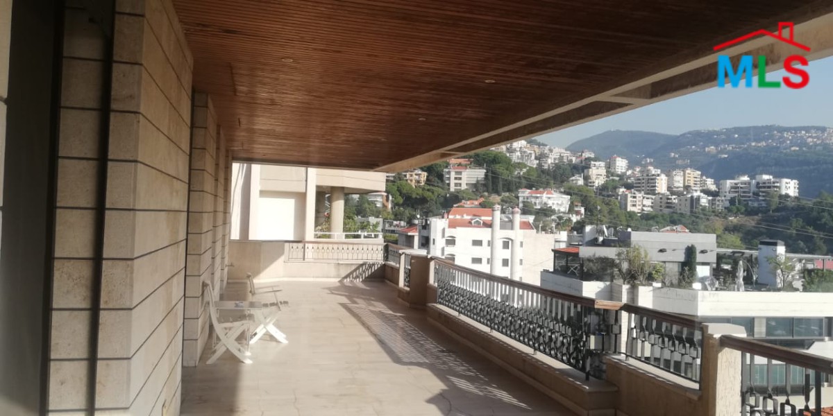 Sublime Luxurious Duplex With High-End Finishing for Sale In Rabieh