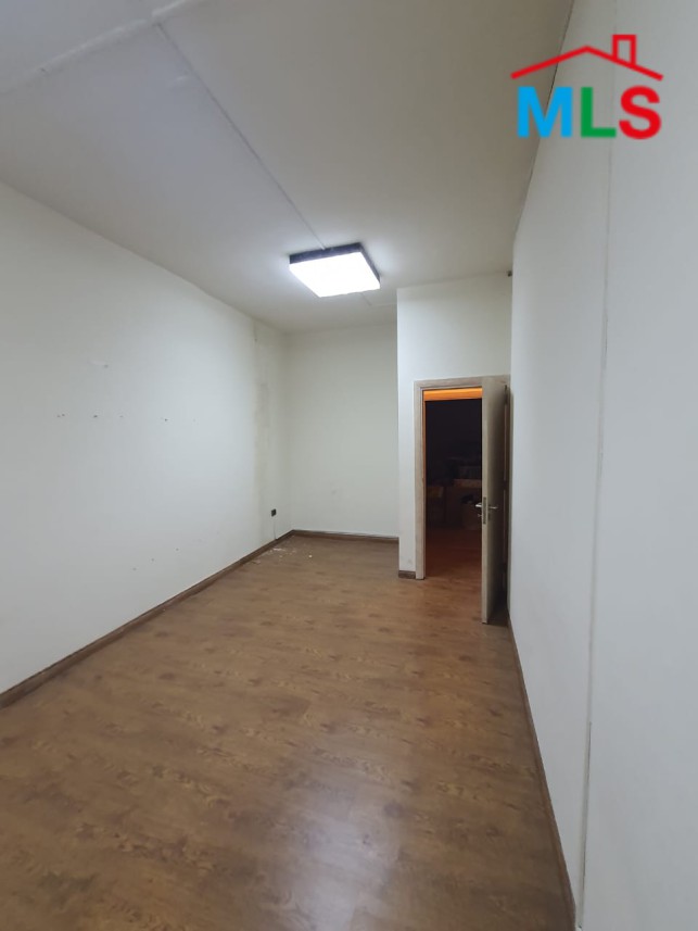 180 SQM Office for Sale in Mansourieh