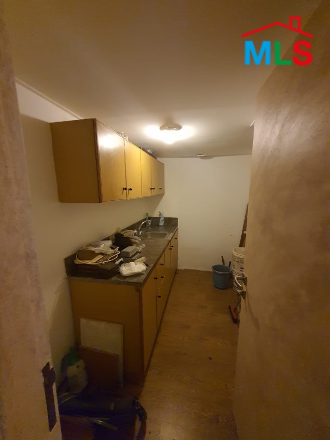 180 SQM Office for Sale in Mansourieh