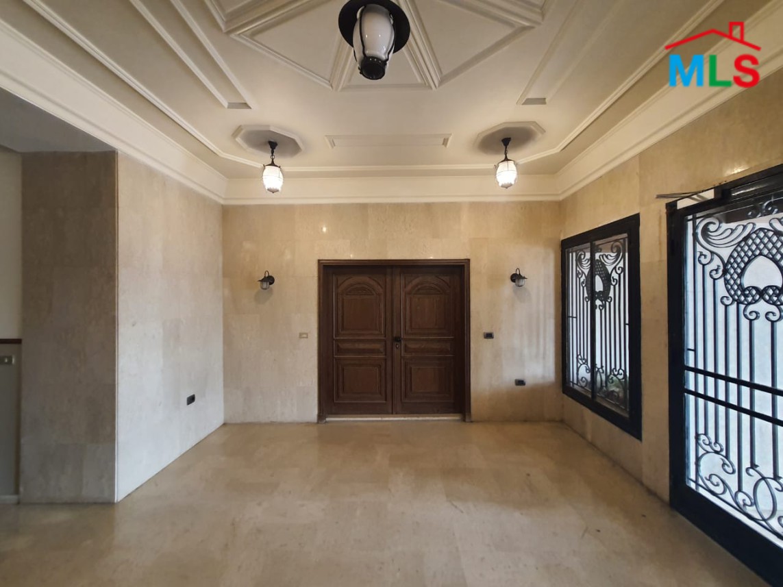 Spacious Office for Sale in Mansourieh