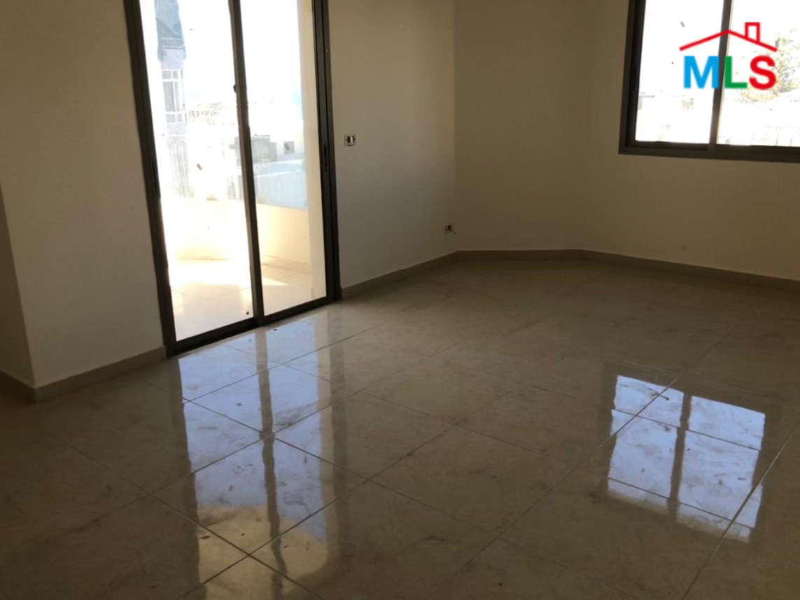 2-Bedroom Apartment For Sale in Halat