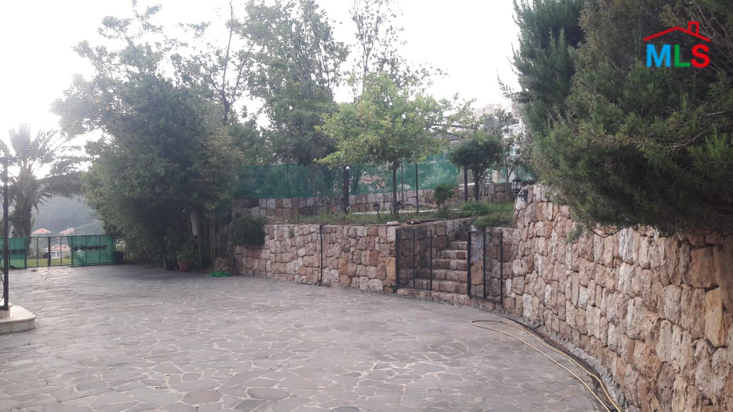 Stone Villa with Garden for Sale In Jeita-Kesrouane