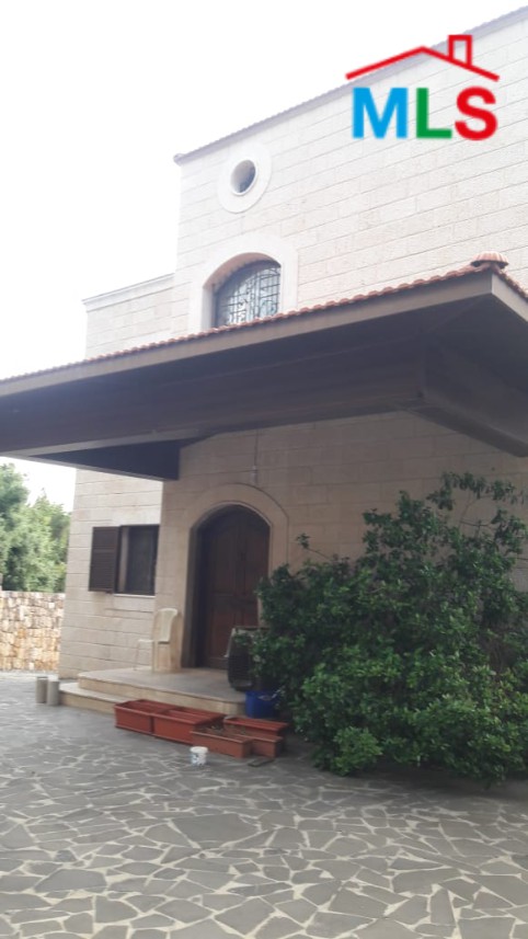 Stone Villa with Garden for Sale In Jeita-Kesrouane