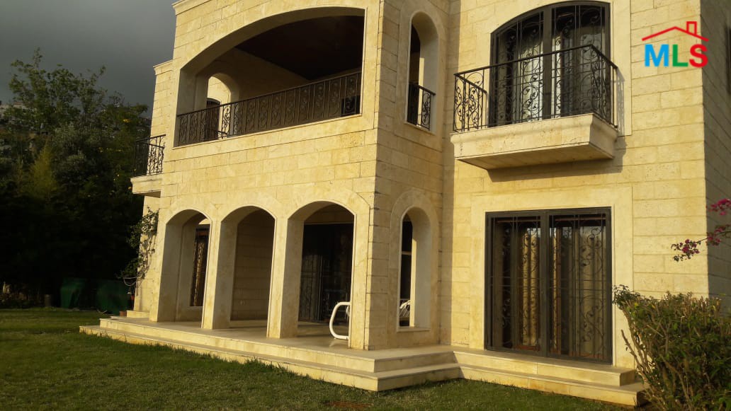 Stone Villa with Garden for Sale In Jeita-Kesrouane