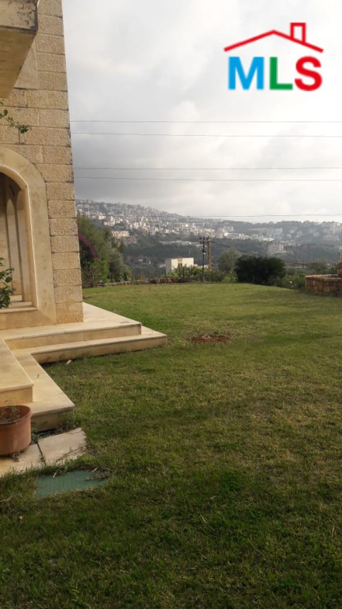 Stone Villa with Garden for Sale In Jeita-Kesrouane