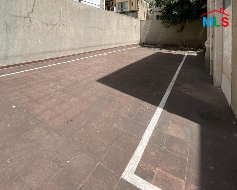 217 SQM Shop with Terrace for Sale In Hamra, Ras Beirut