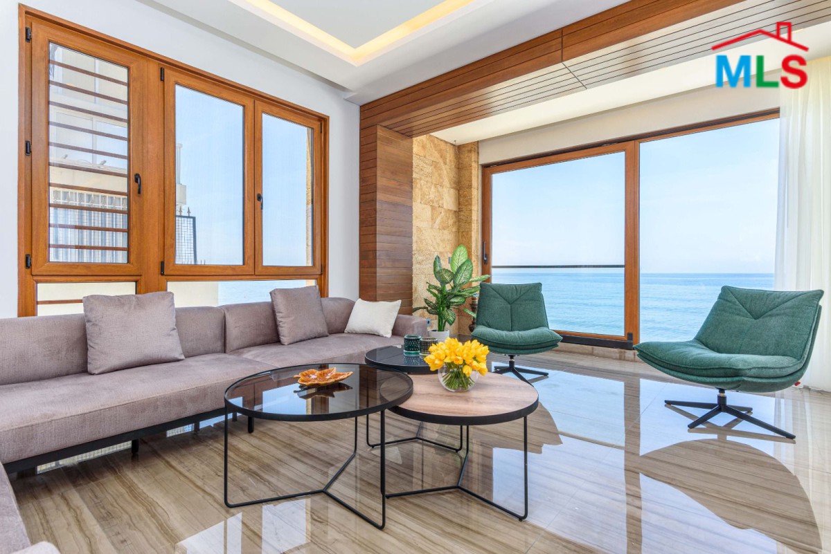 High-End Villa for Sale in Halat