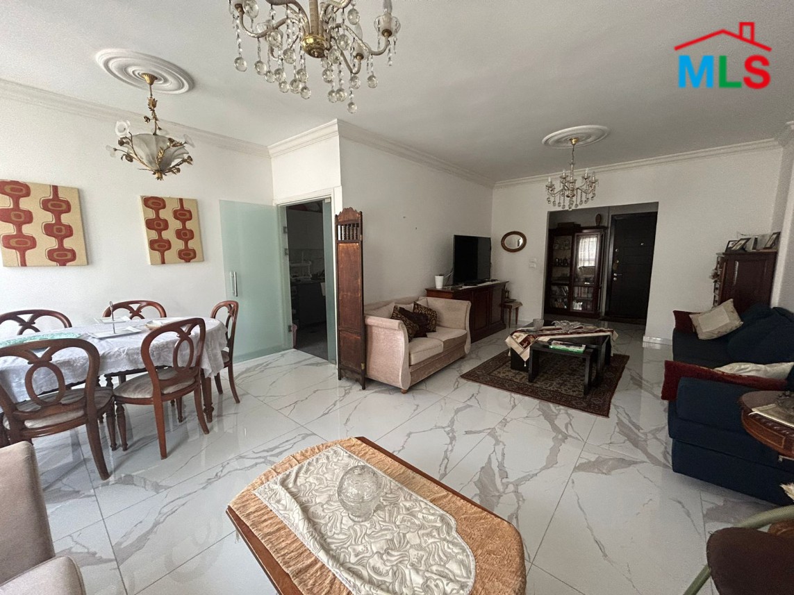 3-Bedroom Apartment for Sale in Batrakieh, Zoukak El Blat