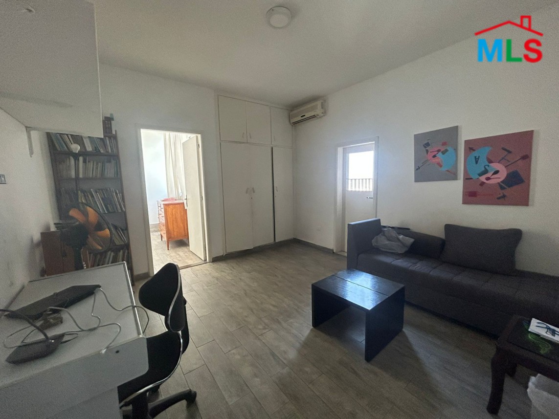 3-Bedroom Apartment for Sale in Batrakieh, Zoukak El Blat