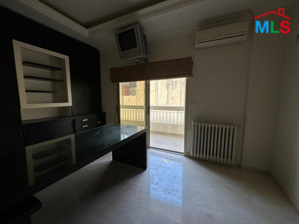 Spacious Apartment for Sale In Mansourieh