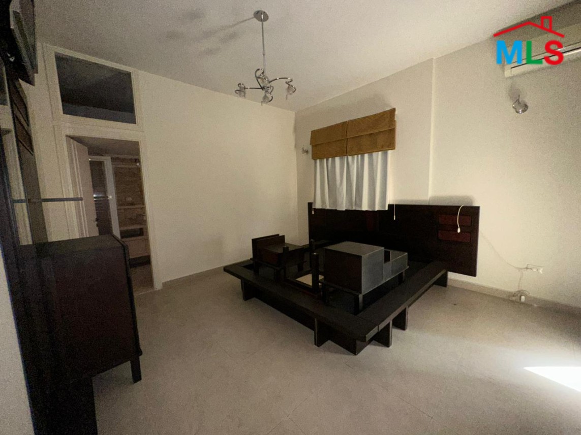 Spacious Apartment for Sale In Mansourieh