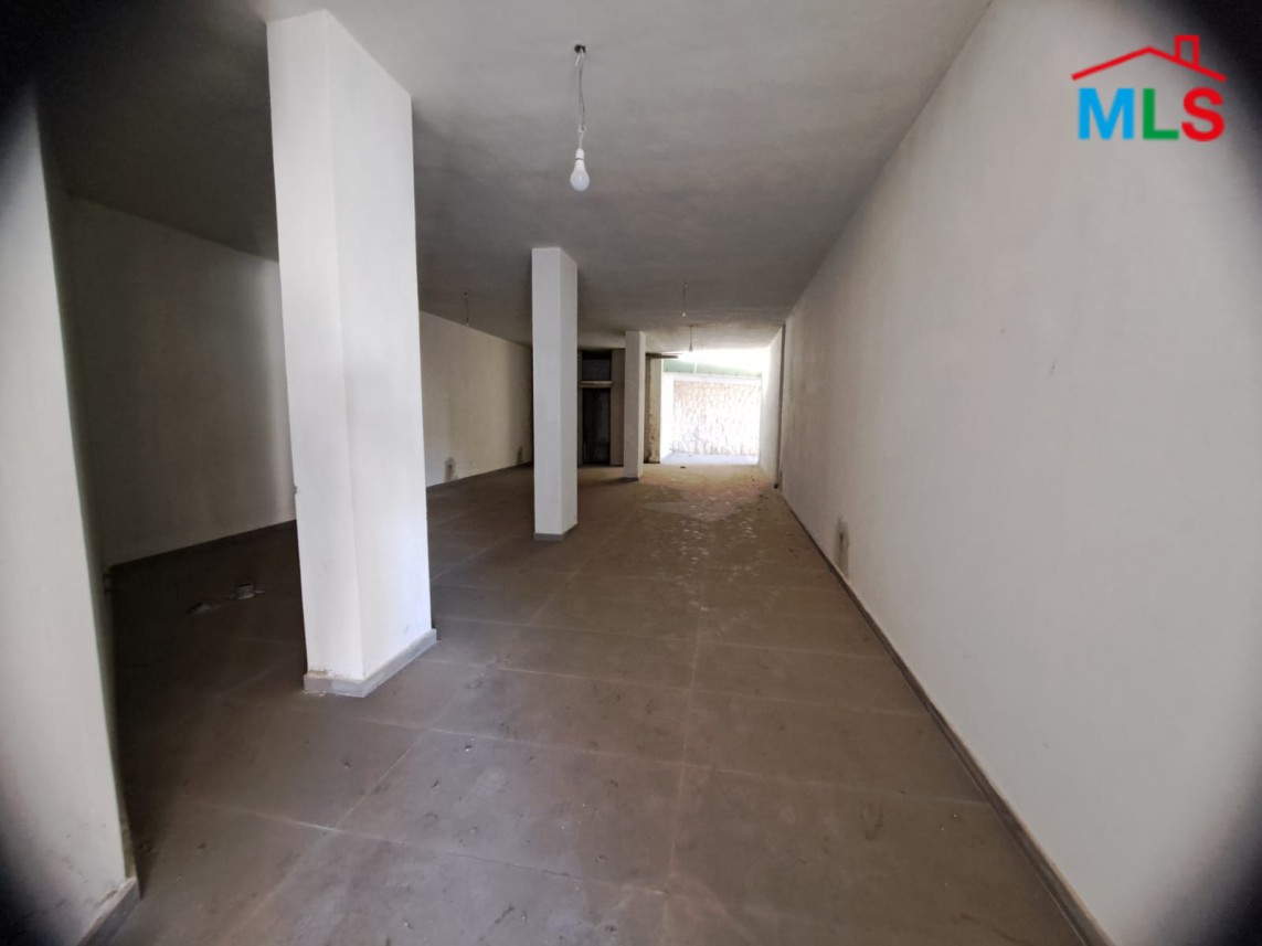 Warehouse For Sale in Qartaboun Jbeil With Easy Access To The Highway