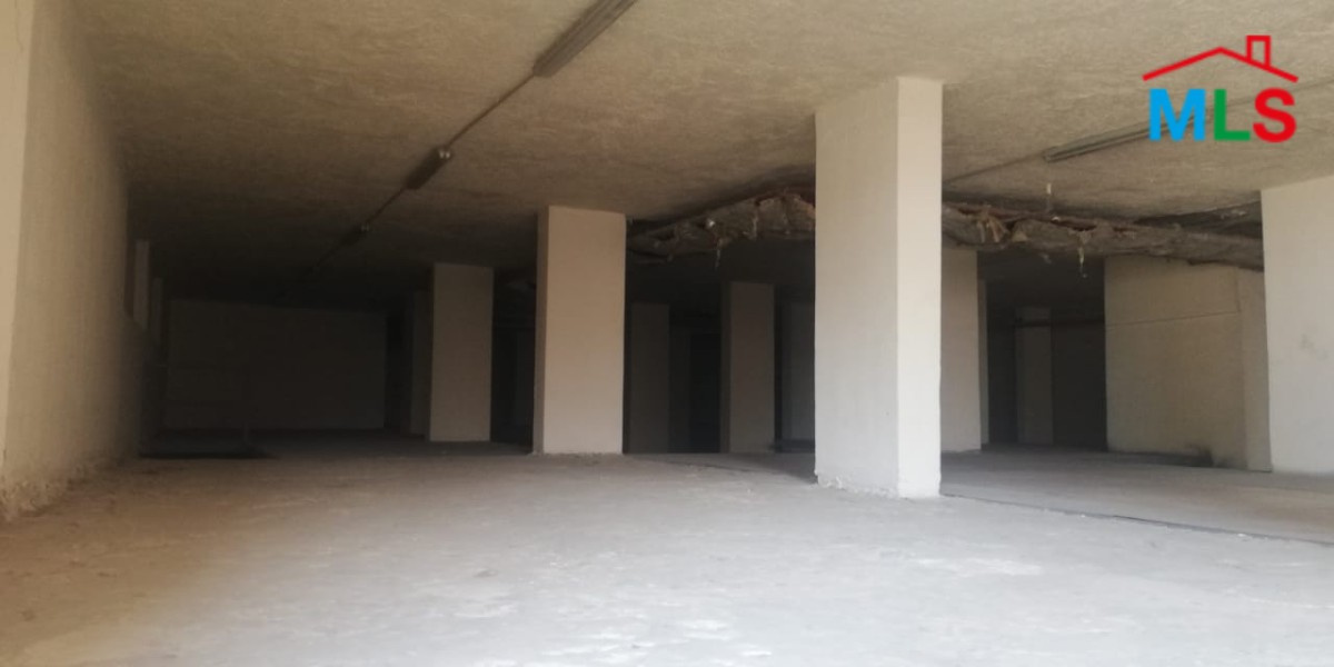 Spacious Warehouse for Sale In Naccache