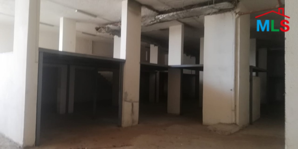 Spacious Warehouse for Sale In Naccache